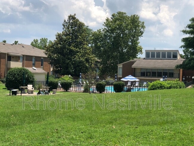 Primary Photo - 515 Basswood Ave