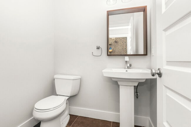 Building Photo - 1429 Litton Ave