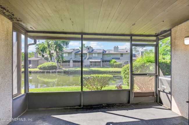 Building Photo - 7701 Baymeadows Cir W