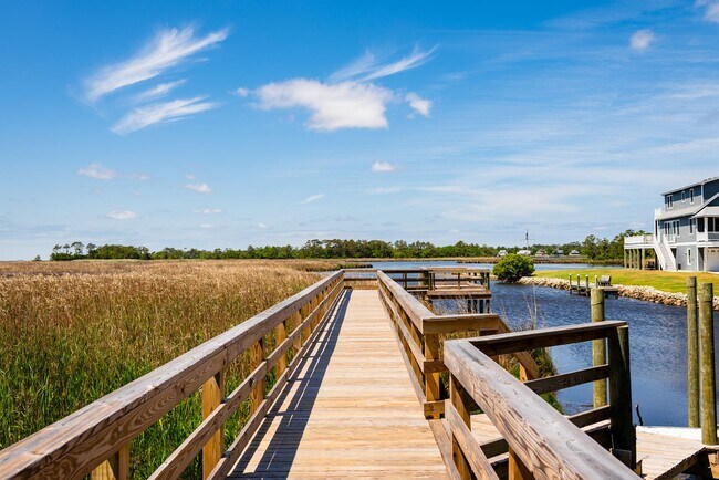Building Photo - Outer Banks 3 Bedroom Year Round Rental