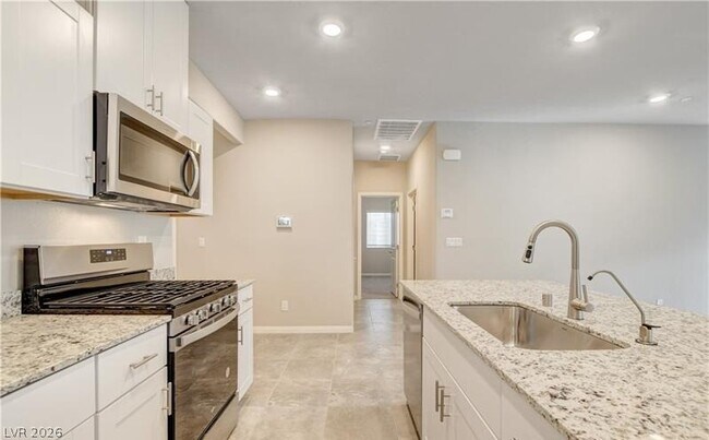 Building Photo - 10293 Sequoia Fls Pl