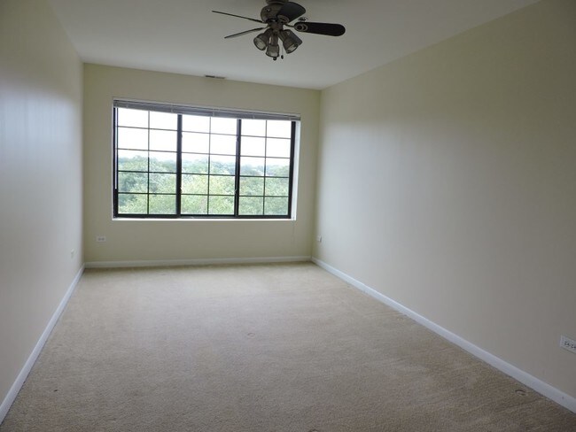 Building Photo - 8255 Skokie Blvd