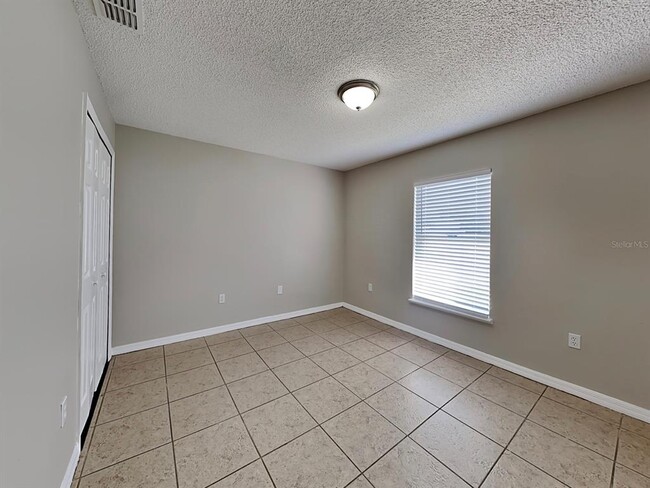 Building Photo - 1861 Manitoba Ct