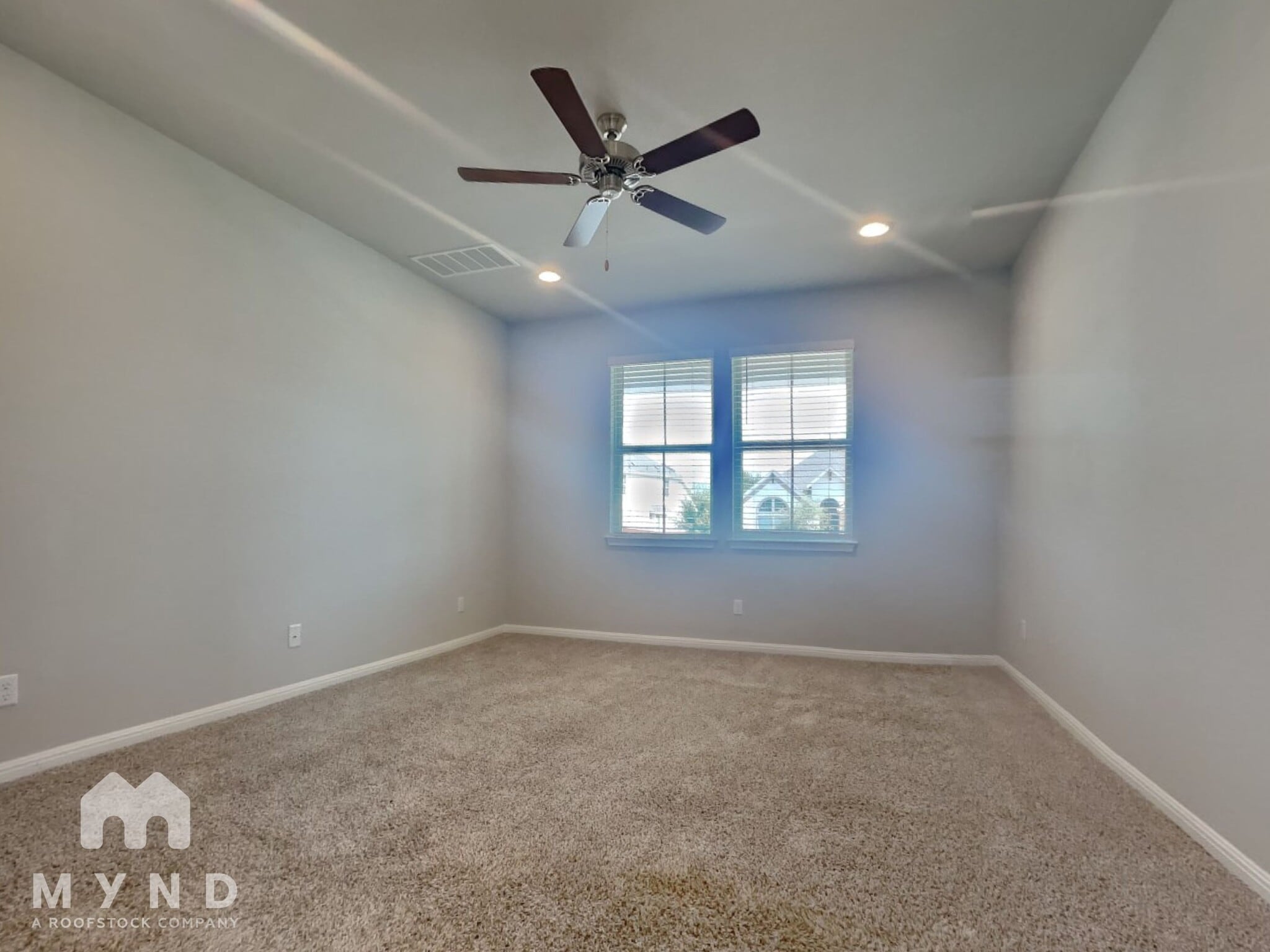 Building Photo - 1133 Kerrwood Wy