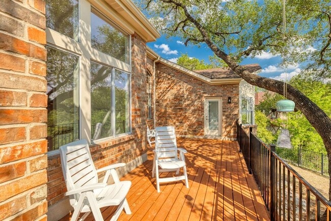 Building Photo - 7503 Clove Cove