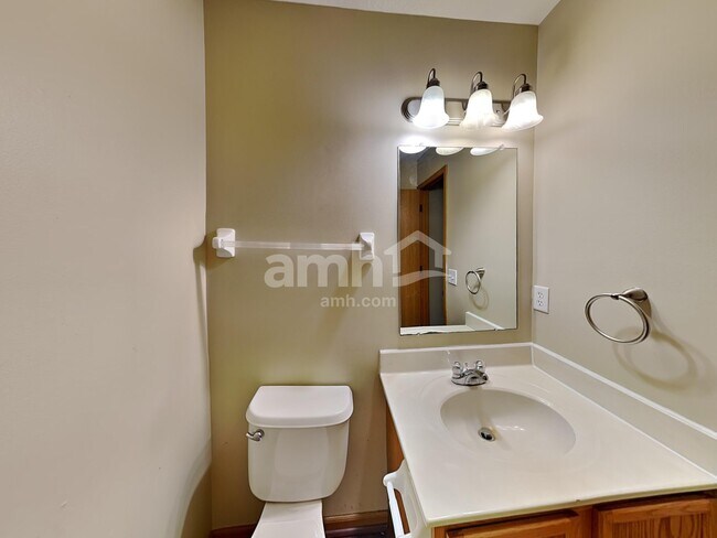Building Photo - 7736 Powers Ridge Dr