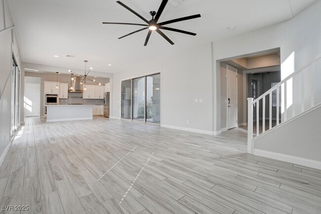 Building Photo - 367 Pollino Peaks St