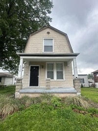 Building Photo - 4974 Quincy St