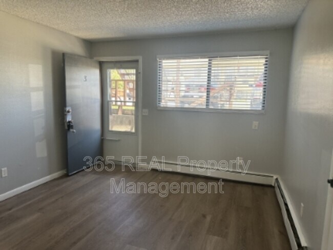 Building Photo - 2515 W 27th St