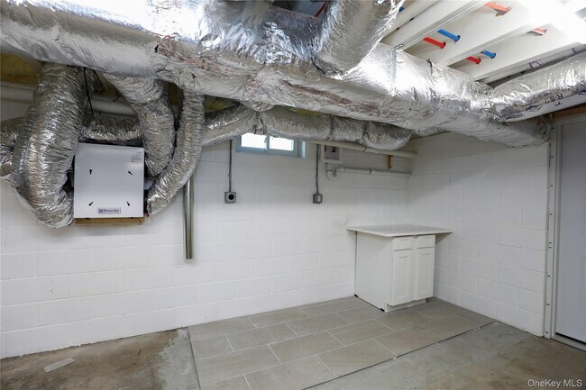 Building Photo - 111 Zandhoek Rd