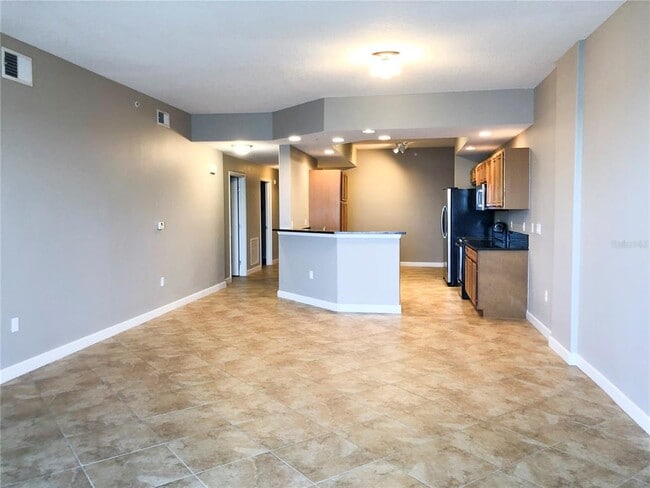 Building Photo - 4177 N Orange Blossom Trl