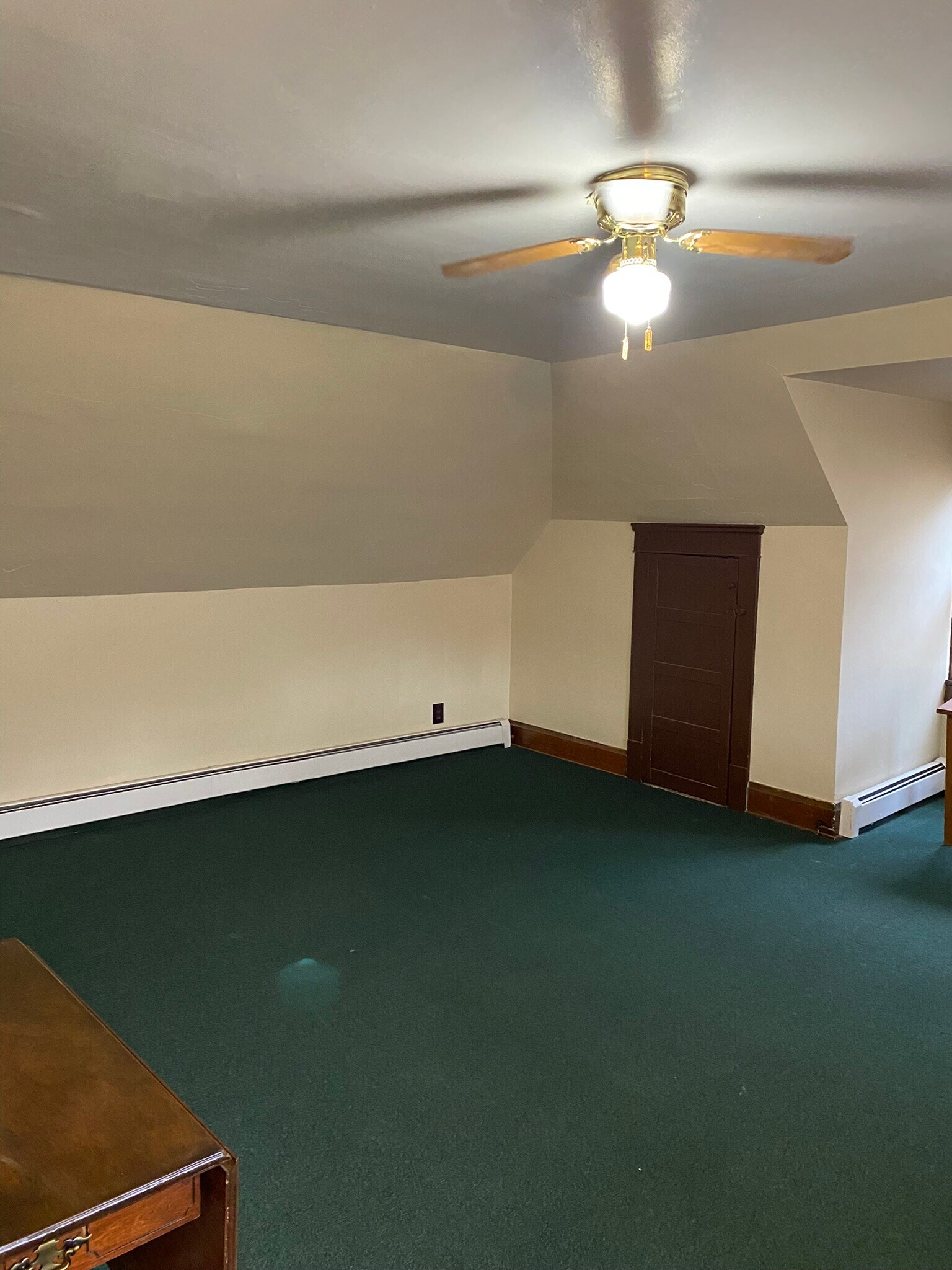 Building Photo - 241 W Pine St