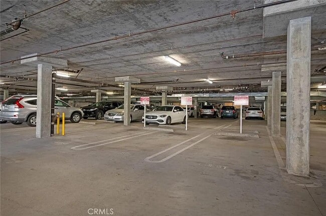 Building Photo - 2742 Cabrillo Ave