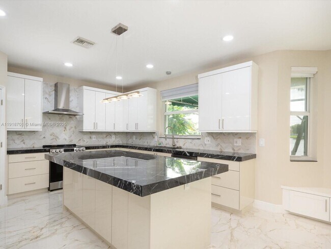 Building Photo - 3560 Moon Bay Cir