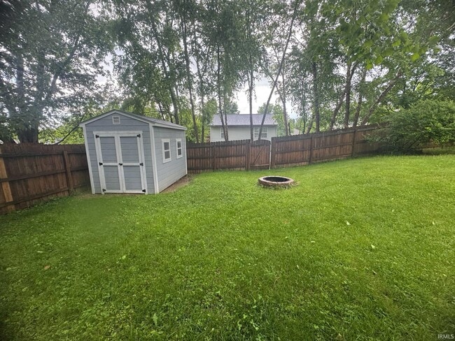 Building Photo - 3878 S Bushmill Dr