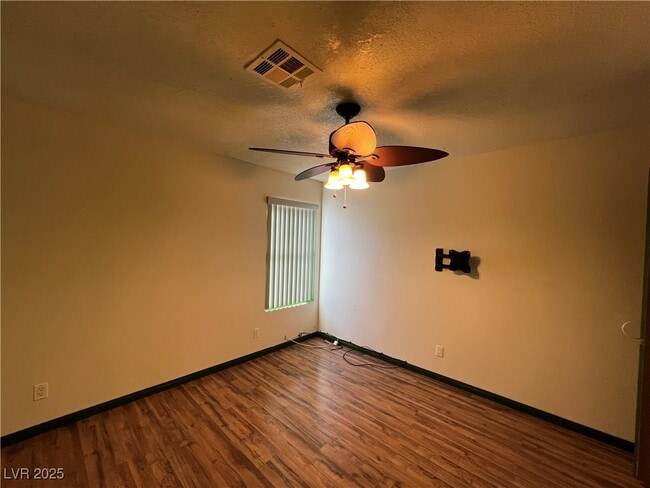 Building Photo - 4325 Silvercrest Ct