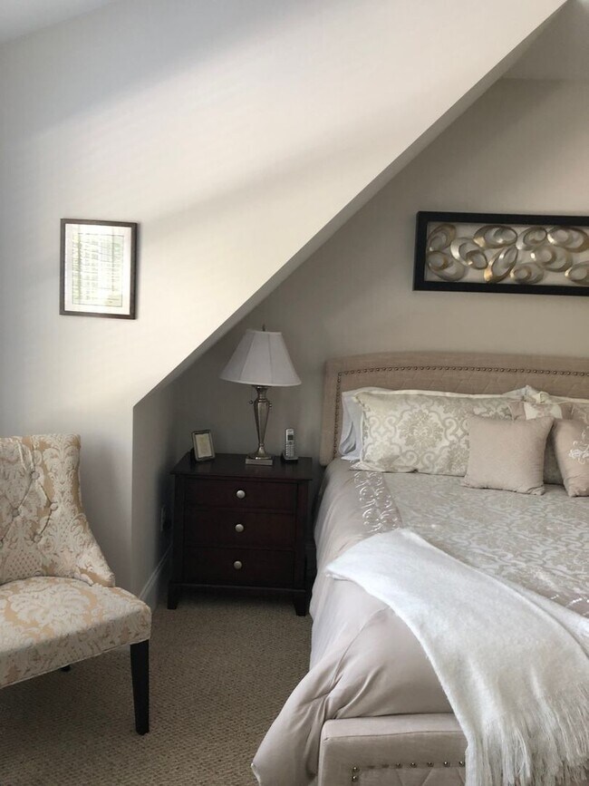 Building Photo - Charming 2BR House in Norfolk