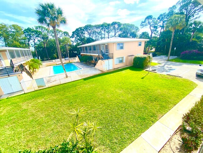 Property - 333 SE Martin Ave