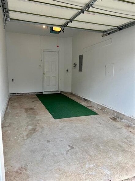 Building Photo - 504 Donato Cir