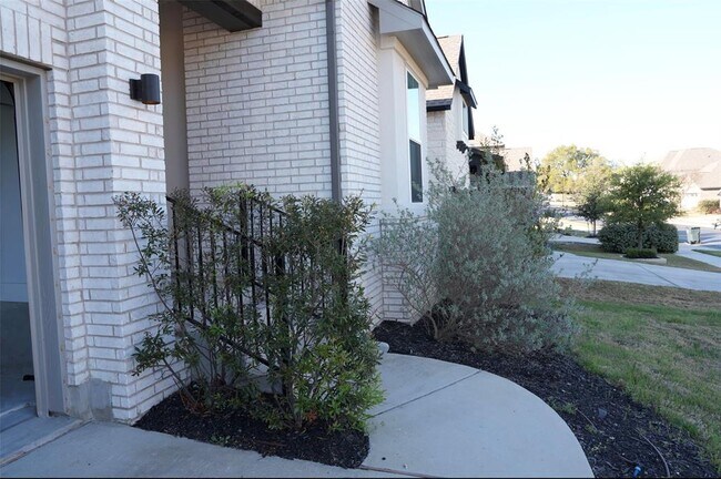 Building Photo - 3812 Mercer Rd