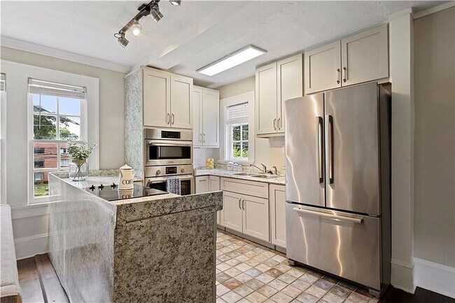 Building Photo - 1173 Briarcliff Rd NE