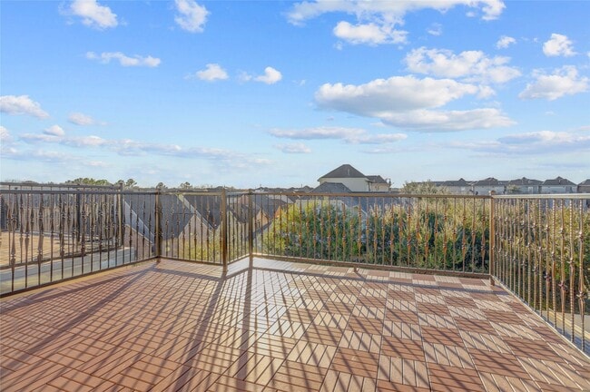Building Photo - 9133 Creekstone Lake Dr