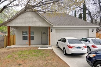 Building Photo - 2717 Frazier Ave