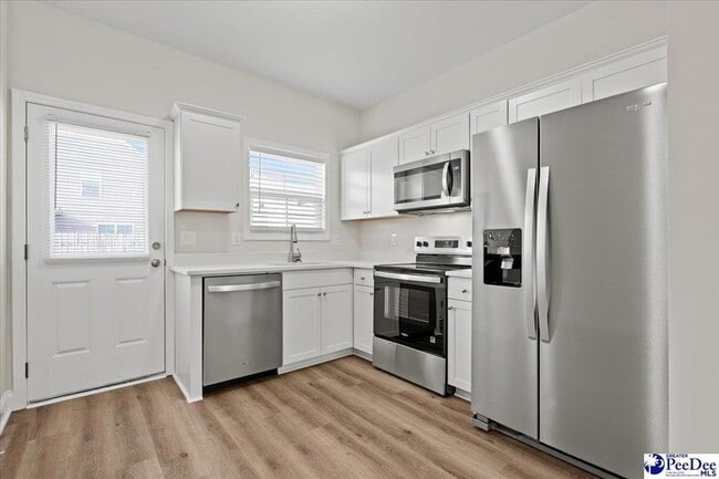 Building Photo - 1430 Alligator Rd