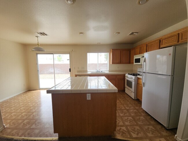 Building Photo - 9907 Sparrow Ridge Ave