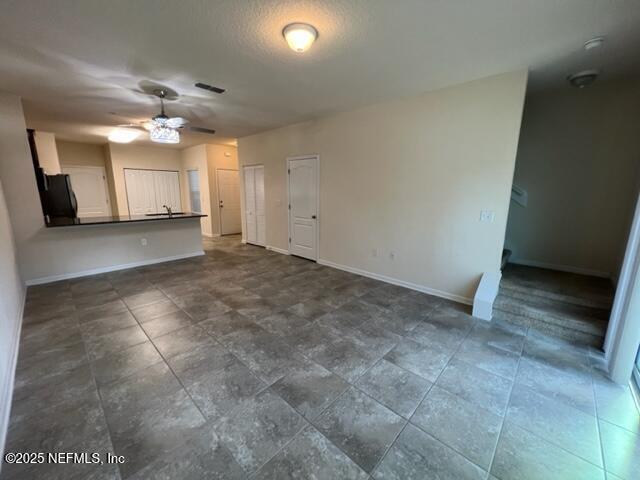 Building Photo - 726 Servia Dr