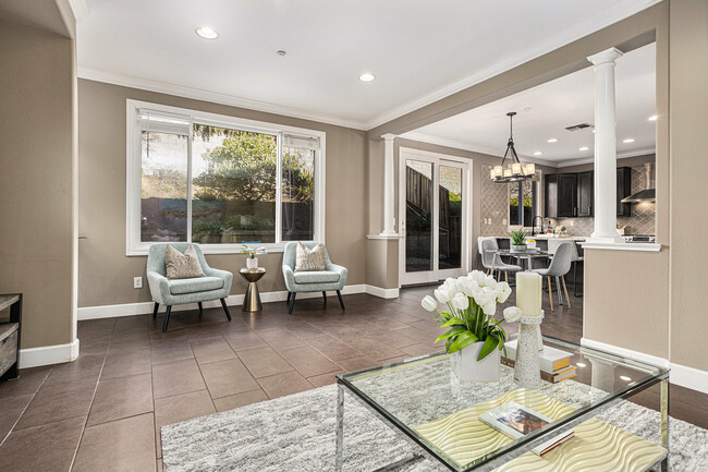 Building Photo - 203 Seacliff Way