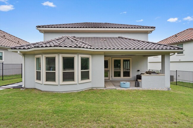 Building Photo - Stunning 4-Bedroom Home in Northwest Austi...