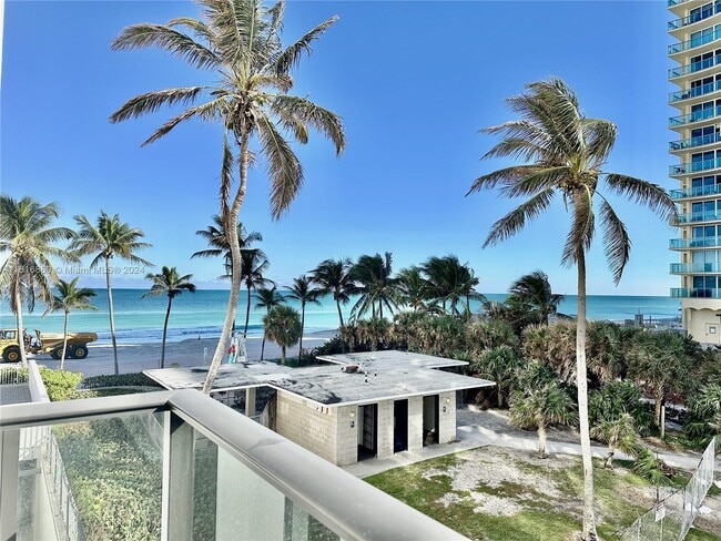 Building Photo - 2301 S Ocean Dr