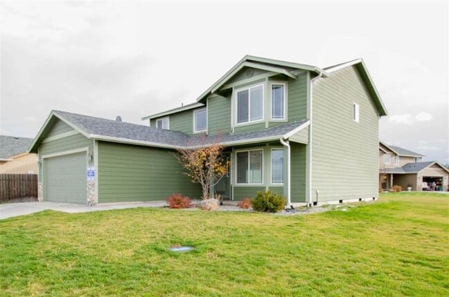 Building Photo - 9511 W Caelen Ave