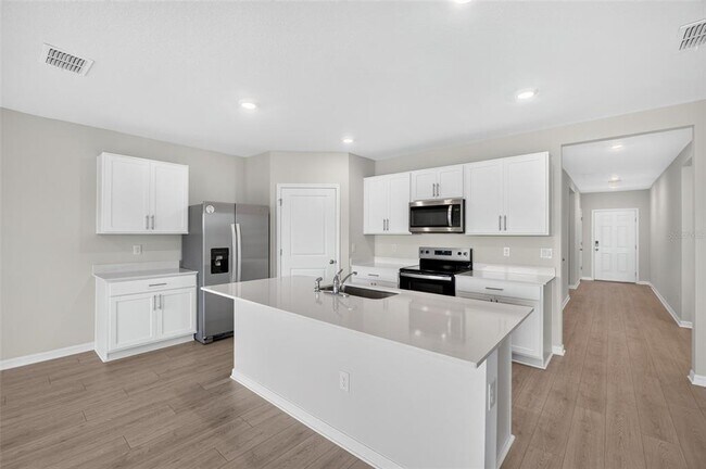 Building Photo - 10924 Rabbit Grv Trl