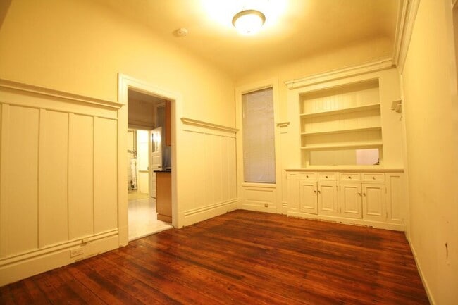 Building Photo - 1895 Page St