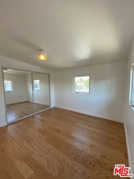 Building Photo - 1129 N Westmoreland Ave