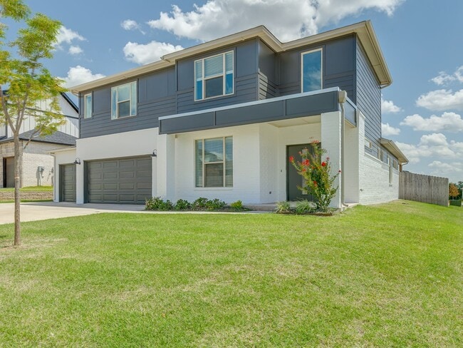 Building Photo - Beautiful New Construction Home in Edmond/...