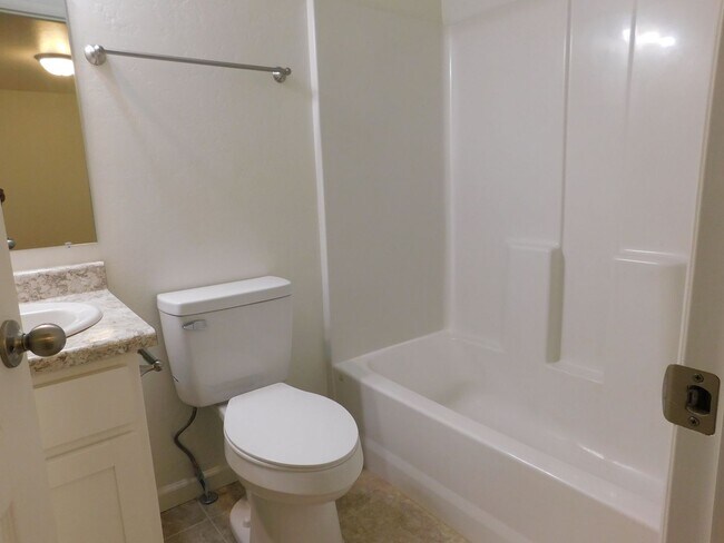 Building Photo - 654 Trinity Way