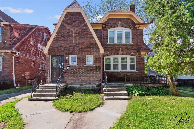 Primary Photo - 10343 Crocuslawn Ave