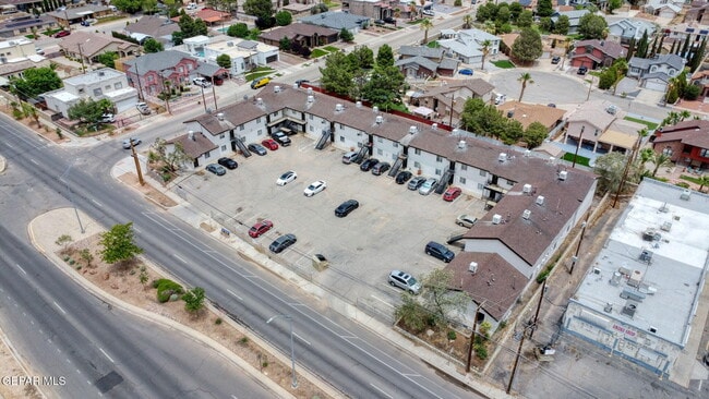 Building Photo - 3030 George Dieter Dr