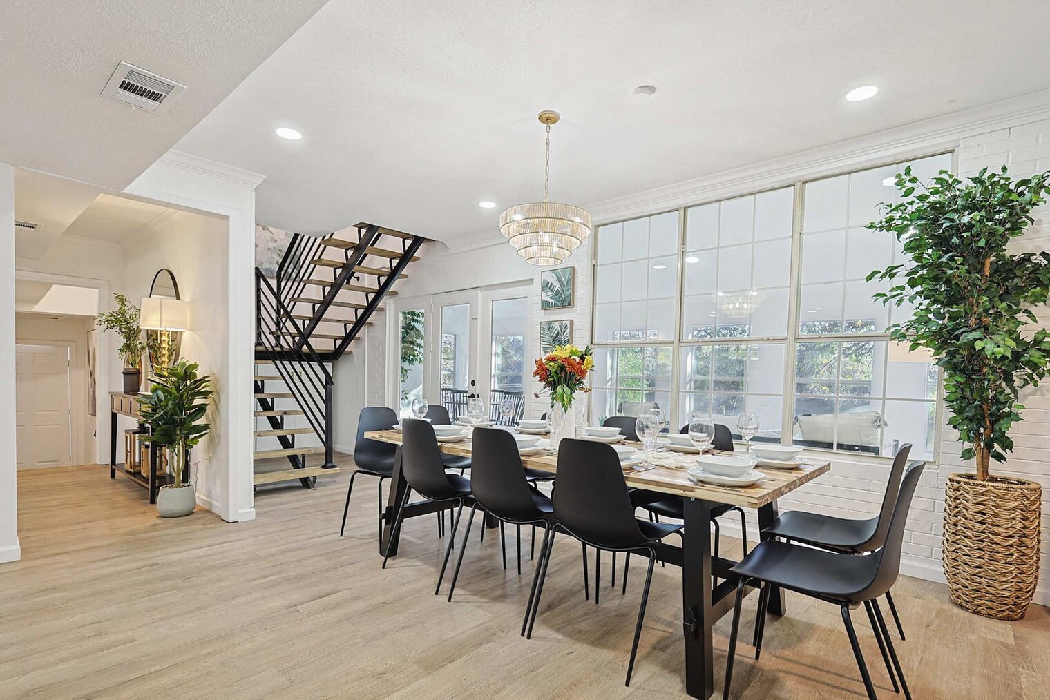 Building Photo - 260 McGraw Ln