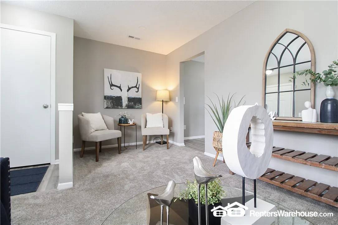 Building Photo - 1933 E 25th St