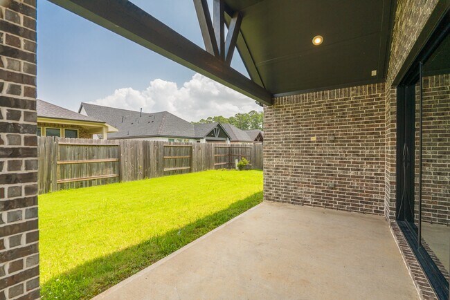 Building Photo - 9322 Galloway Wds Trl