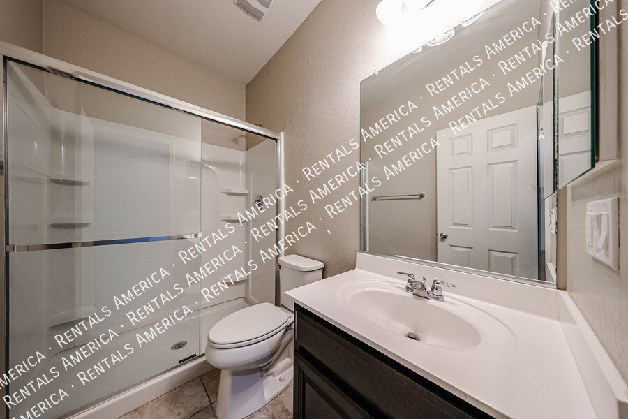 Building Photo - 270 N Scott Dr