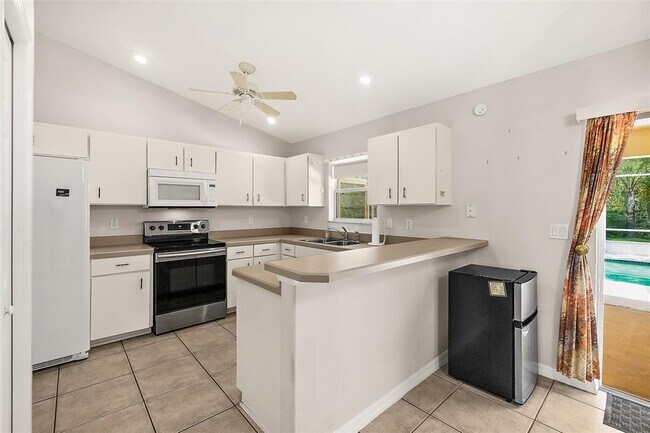 Building Photo - 67 Flemingwood Ln
