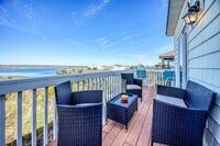 Building Photo - FALL IN LOVE WITH ISLAND LIVING - MONTHLY RENTALS AVAILABLE!