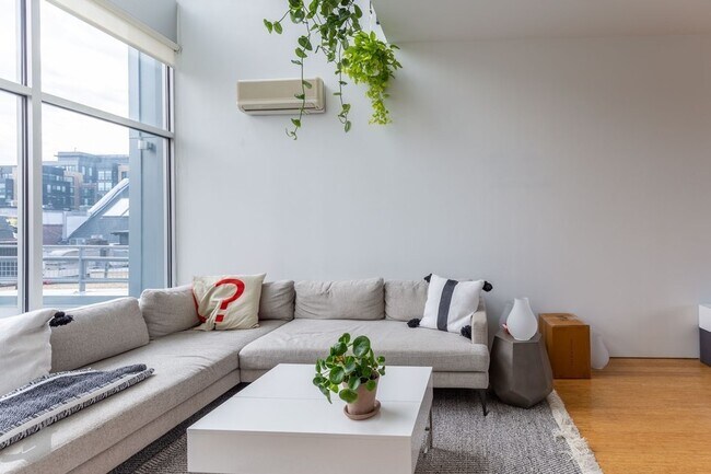 Building Photo - Amazing Two-Level Loft in the Heart of the...