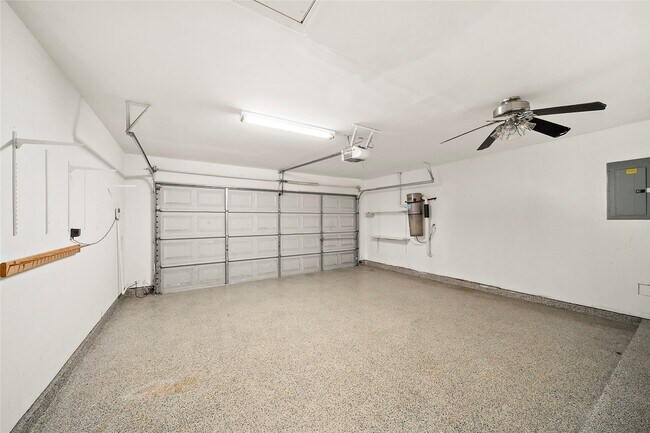 Building Photo - 22 Heron Hollow Ct