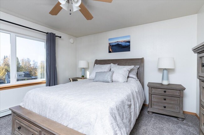 Master Bedroom - 310 Tipperary Ct